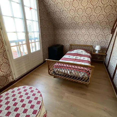 Prázdninový dům House With Beautiful Garden Close To The Sea Le Pouliguen